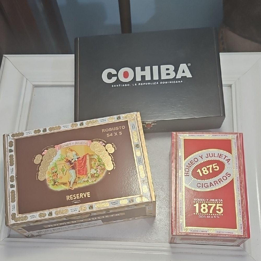 Collection Of 3 EMPTY Cigar Boxes - Cohiba and Romeo y Julieta Reserve & 1875